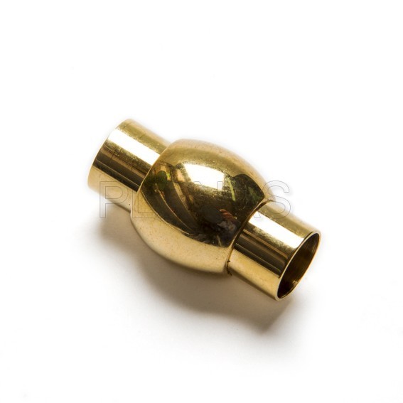 2 milímetros de aço fecho magnético.