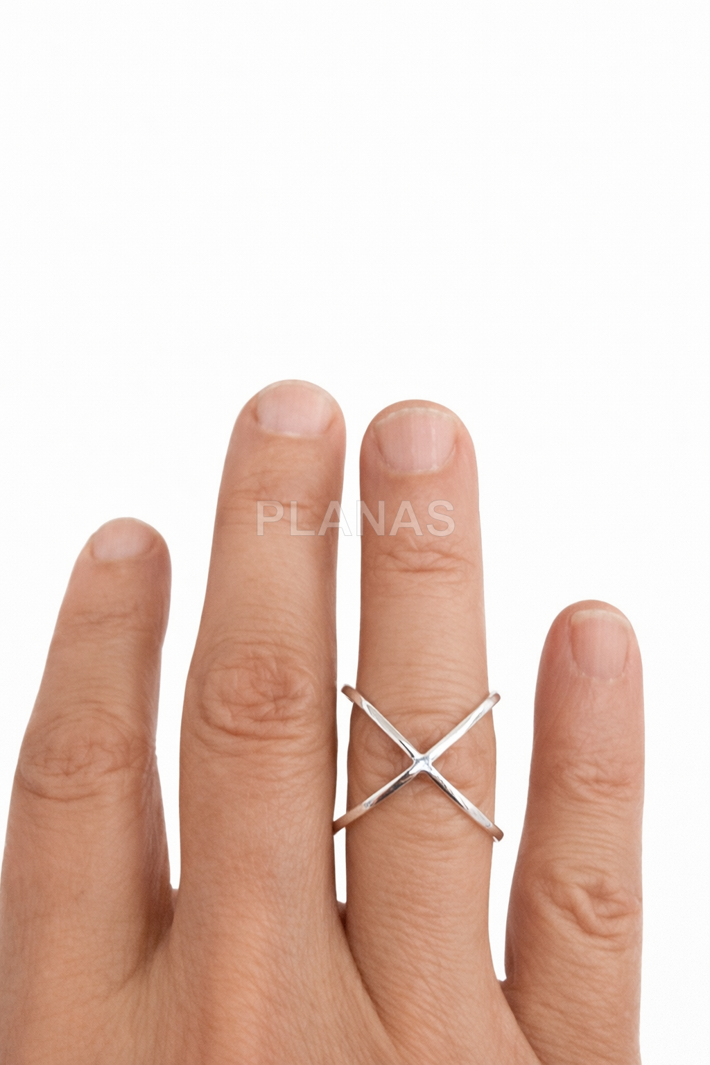 Anel ola em prata de lei.