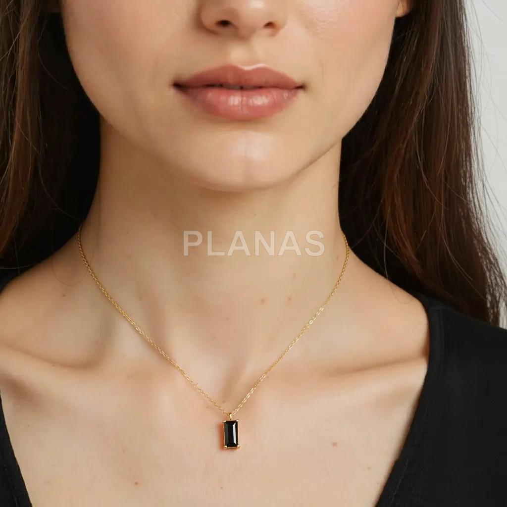 Colar em prata de lei ródio e zircões pretos.