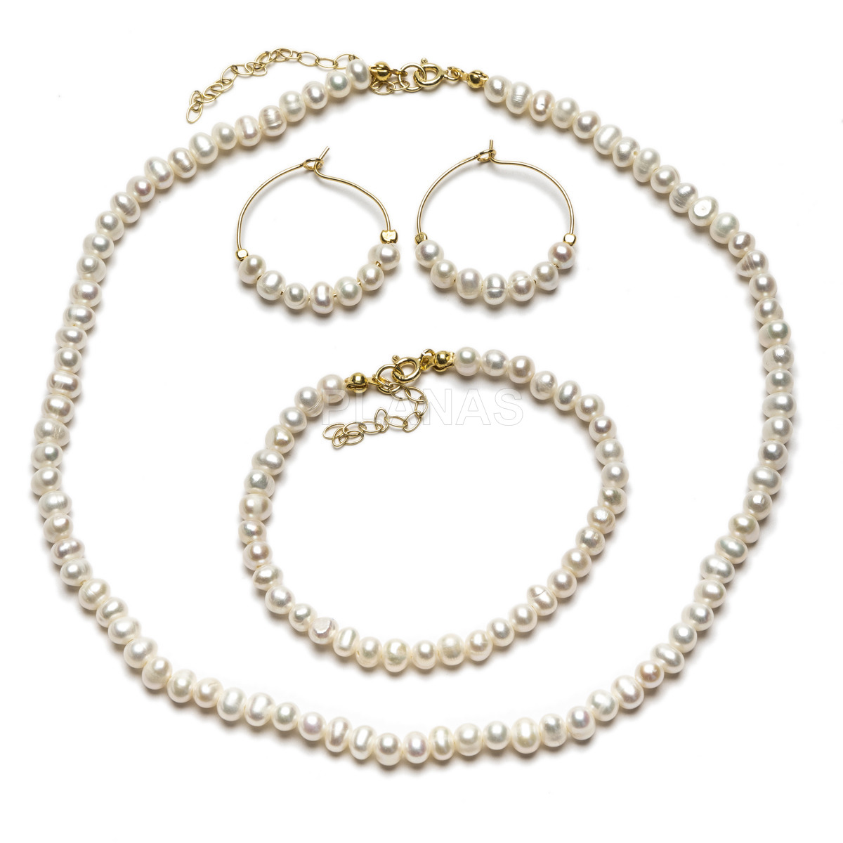 Set of necklace, bracelet and earrings in sterling silver and gold plated with cultured pearl.