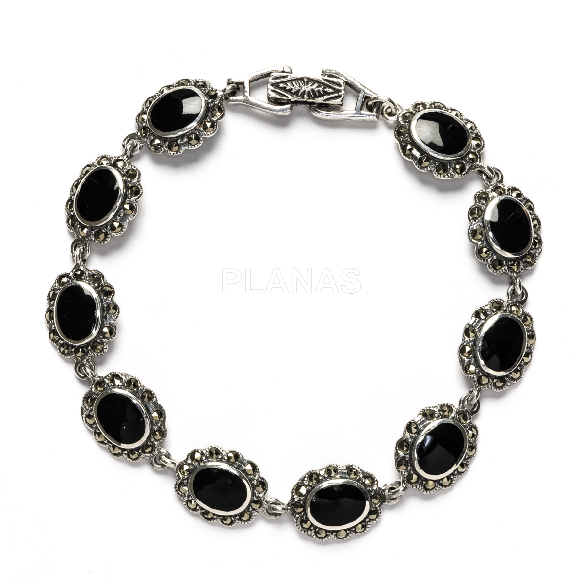 Pulseira em prata de lei e pedras marquise.