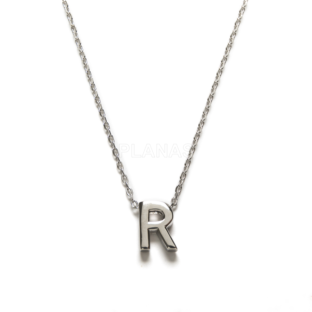 Collar de Letras en Plata de Ley Rodiada.