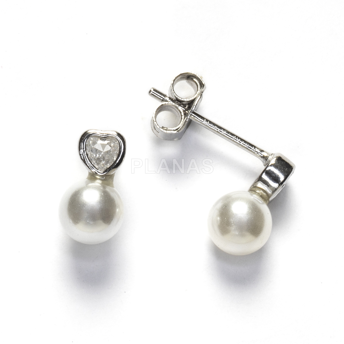 Pendientes en Plata de ley con circonitas y Perla nacarada de 5mm. CORAZÓN.