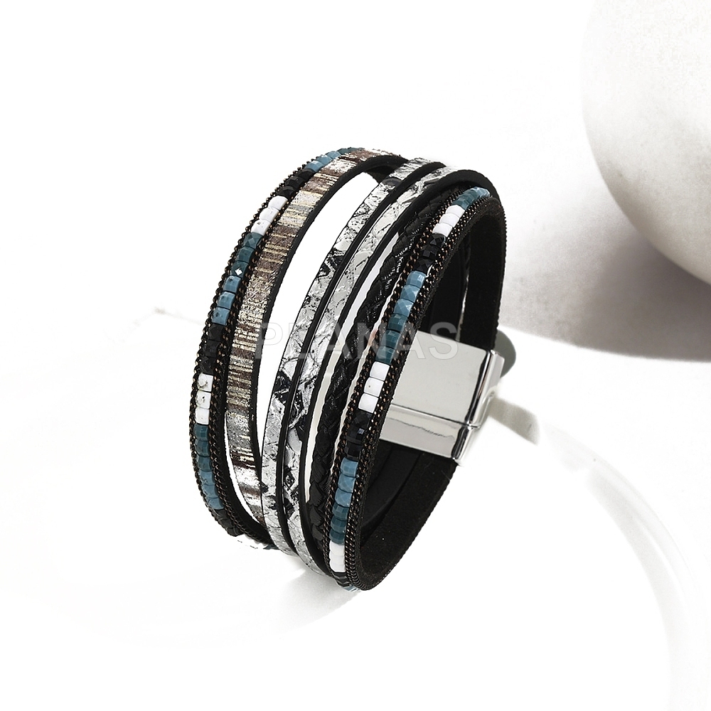 Pulsera  en cuero PU y cierre en  Acero Inoxidable magnetico.Color Black.