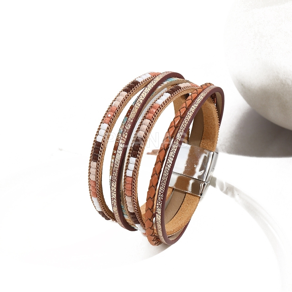 Pulsera  en cuero PU y cierre en  Acero Inoxidable magnetico.Color Sandy Brown.