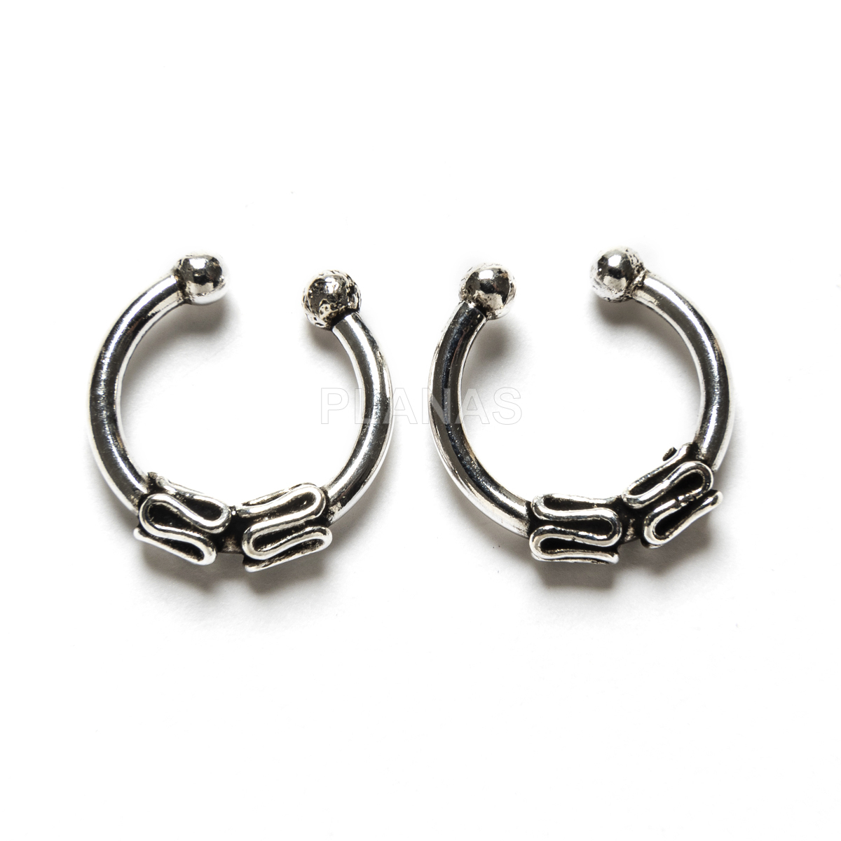 Brincos bali hoops em prata de lei. 