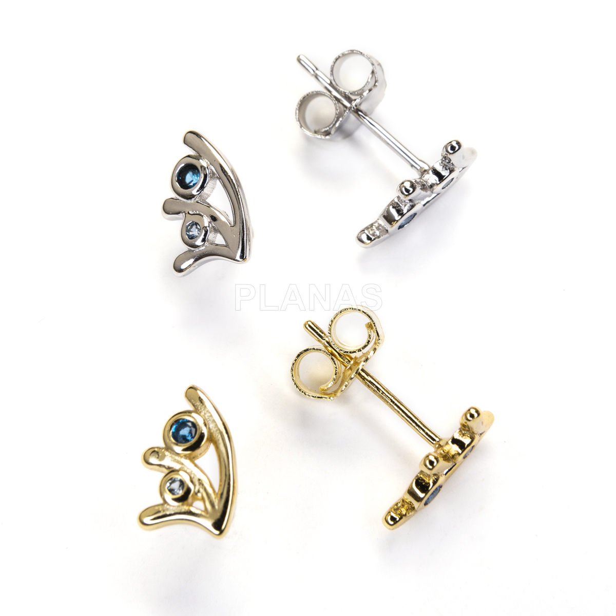 Pendientes en plata de ley y Circonitas.  