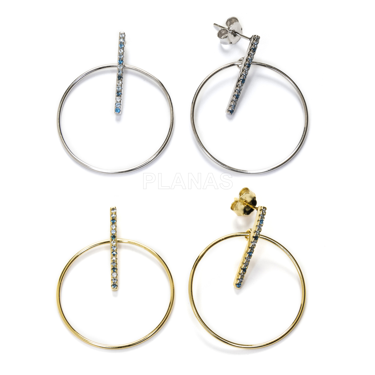 Argolas de prata esterlina e zircônia azul.   