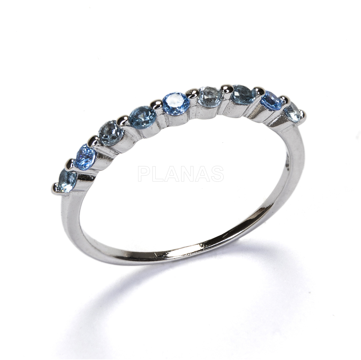 Anillo en Plata de ley Rodiada y Circonitas Azules.  
