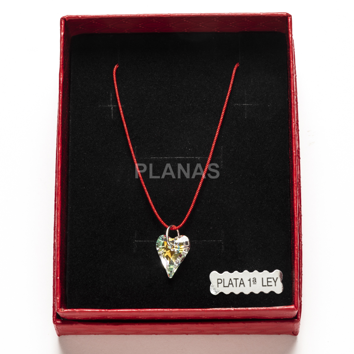 Colar em prata de lei com detalhe em cristal swarovski. formato de coração.