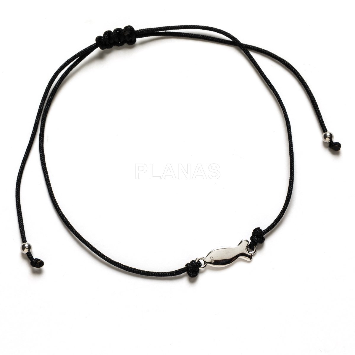 Pulsera macramé en Plata de ley . PEZ.