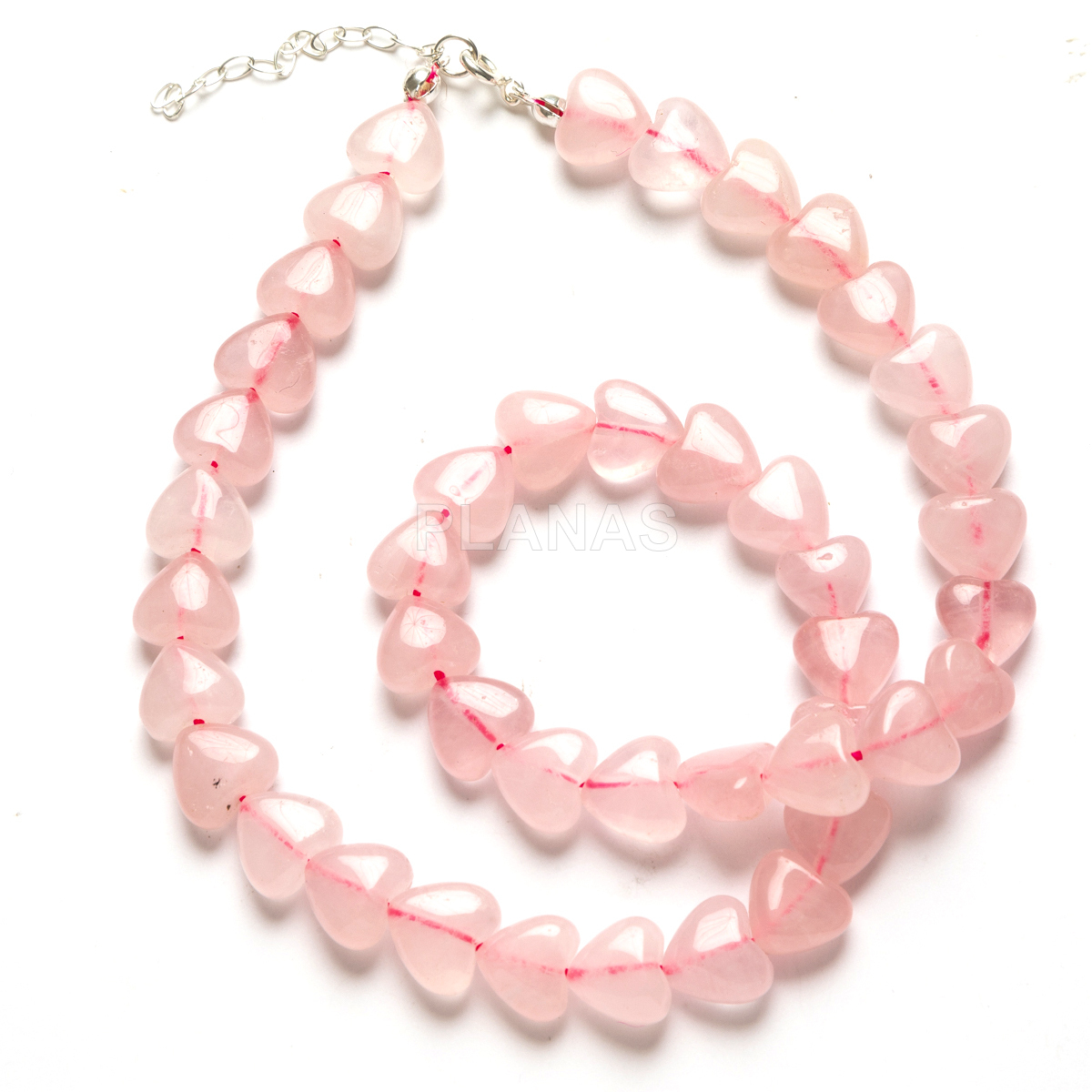 Colar para mãe em prata de lei com corações de quartzo rosa de 10 mm.  