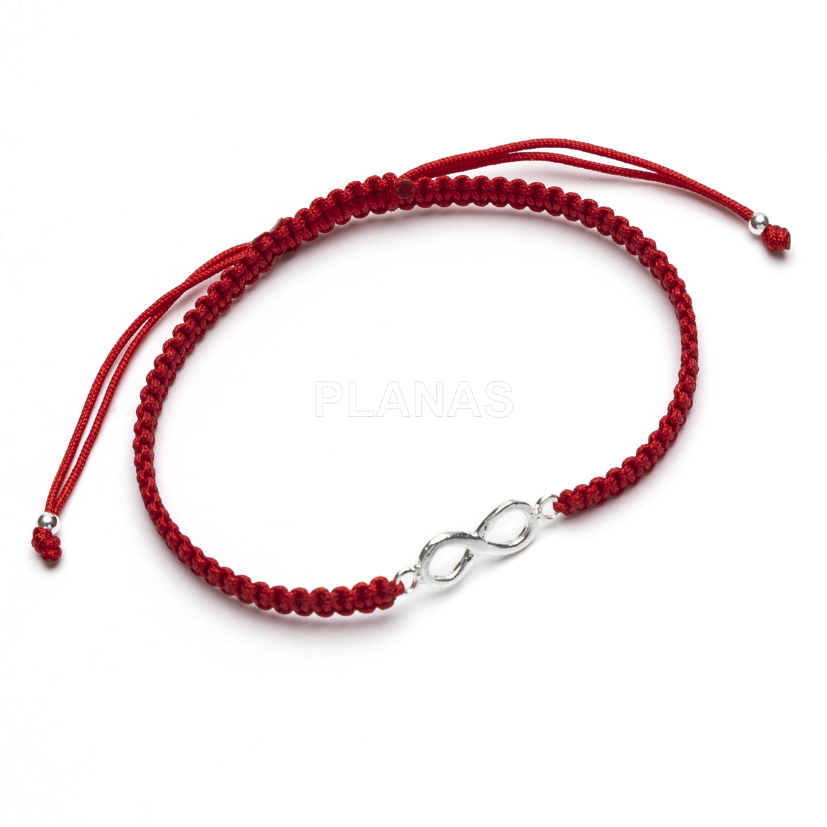 Pulseira de macramê em prata de lei. infinito.