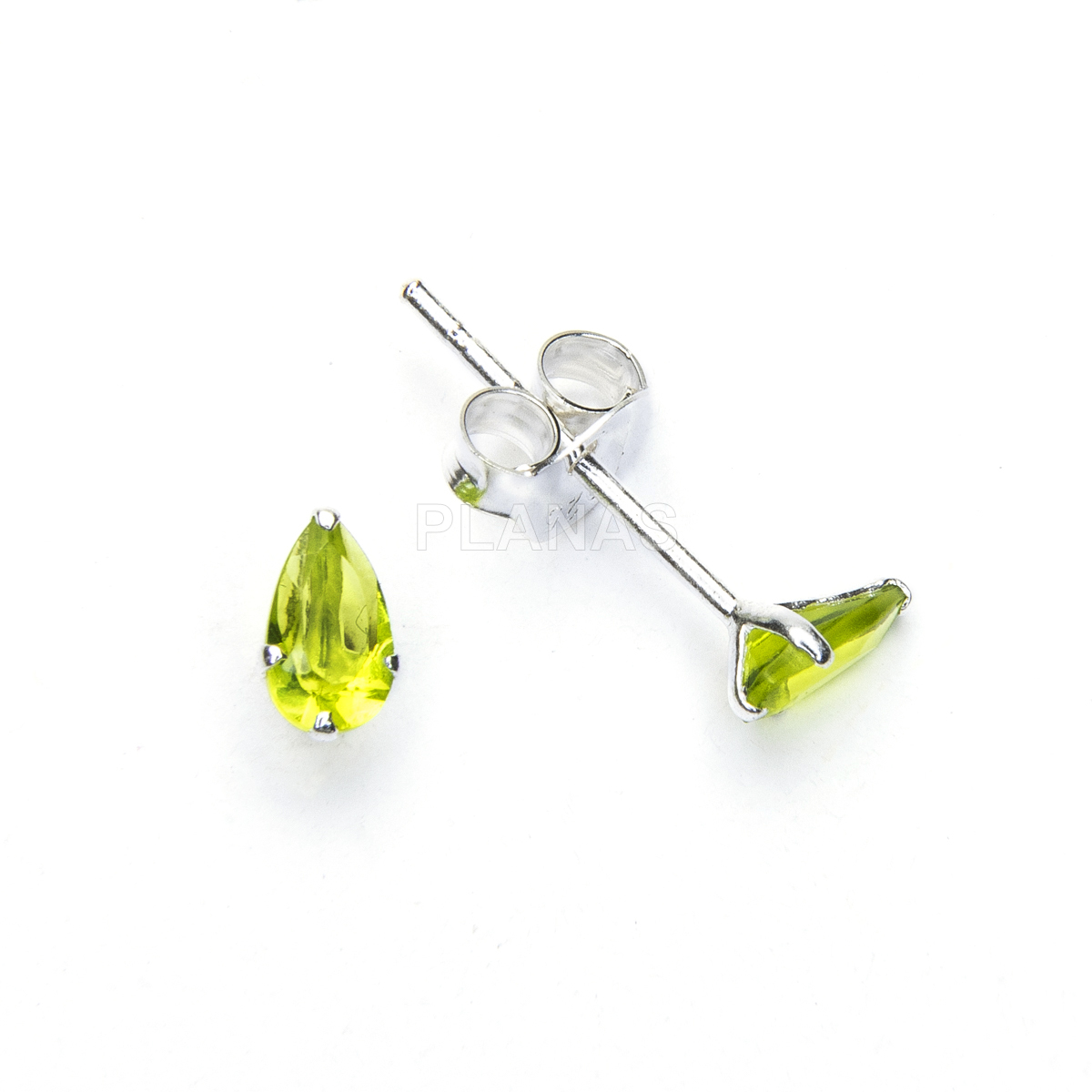 Brincos em prata de lei e zircônia cúbica. formato de gota.