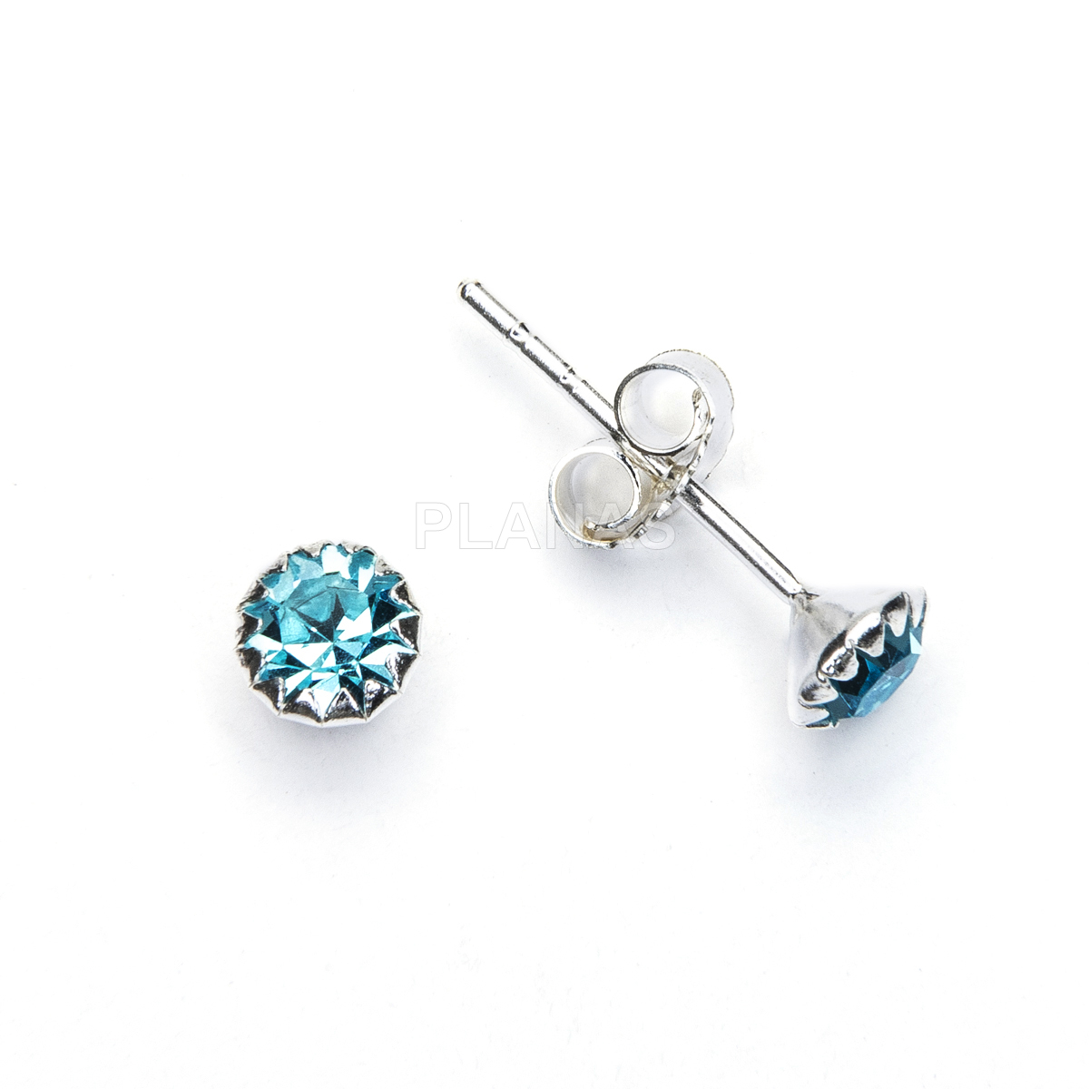 Brincos em prata de lei e zircônia cúbica. 4mm.