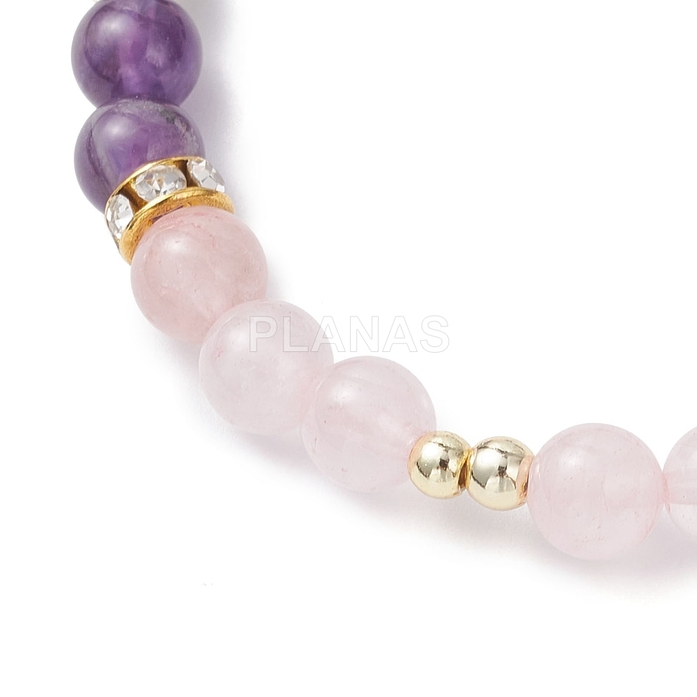 Pulseira elástica com ametista, quartzo e madrepérola.