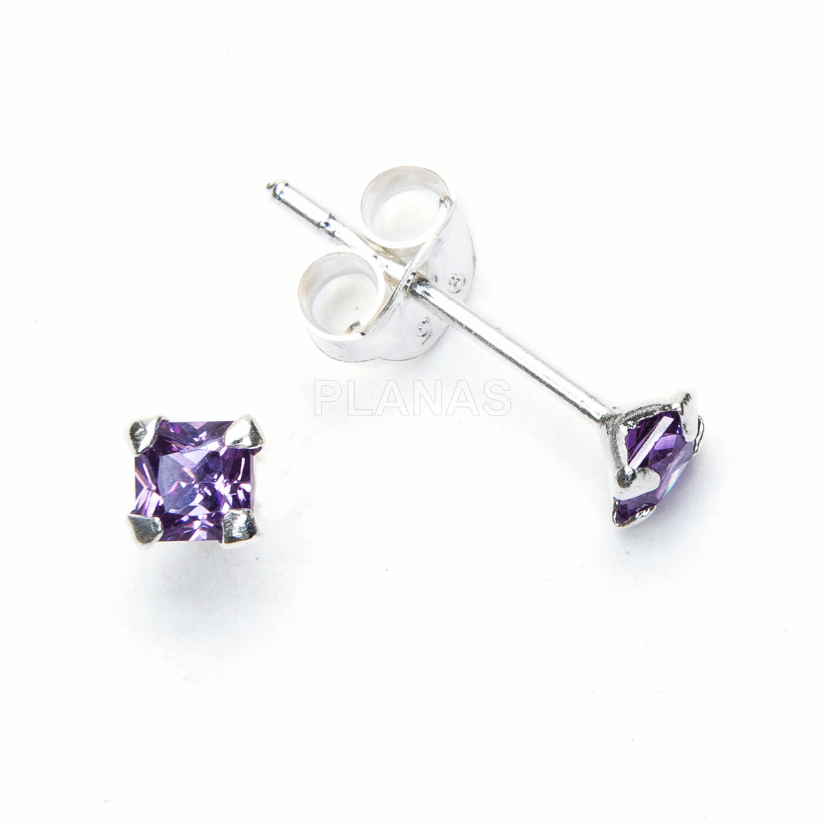 Brincos em prata de lei com zircônia cúbica de 3mm.