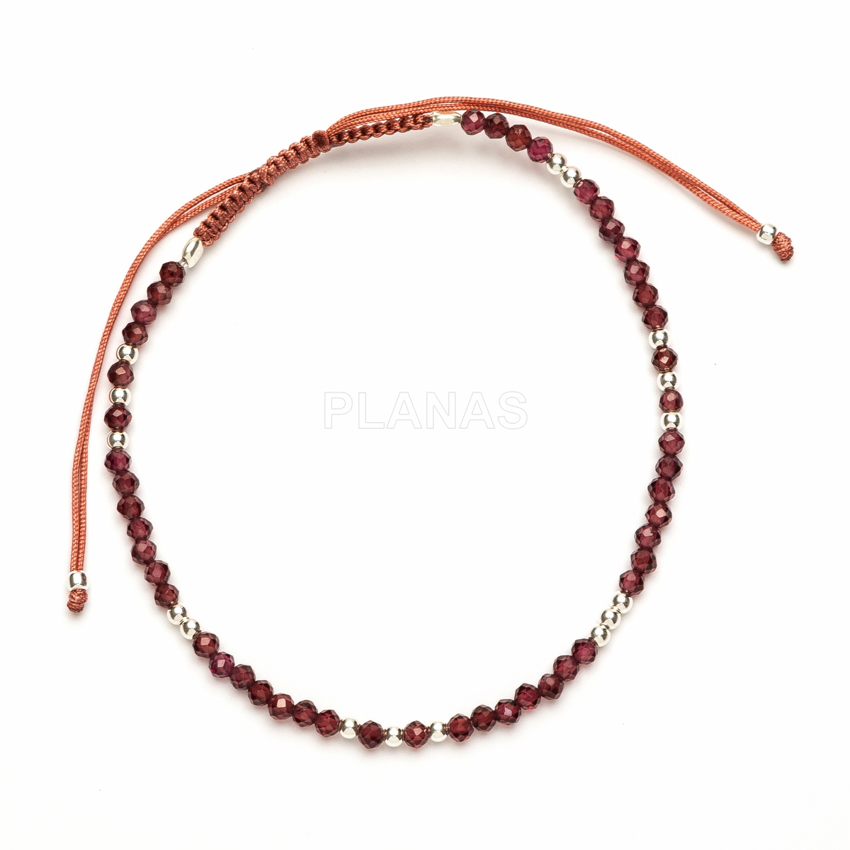 Pulseira de macramê em prata de lei com minerais. 
