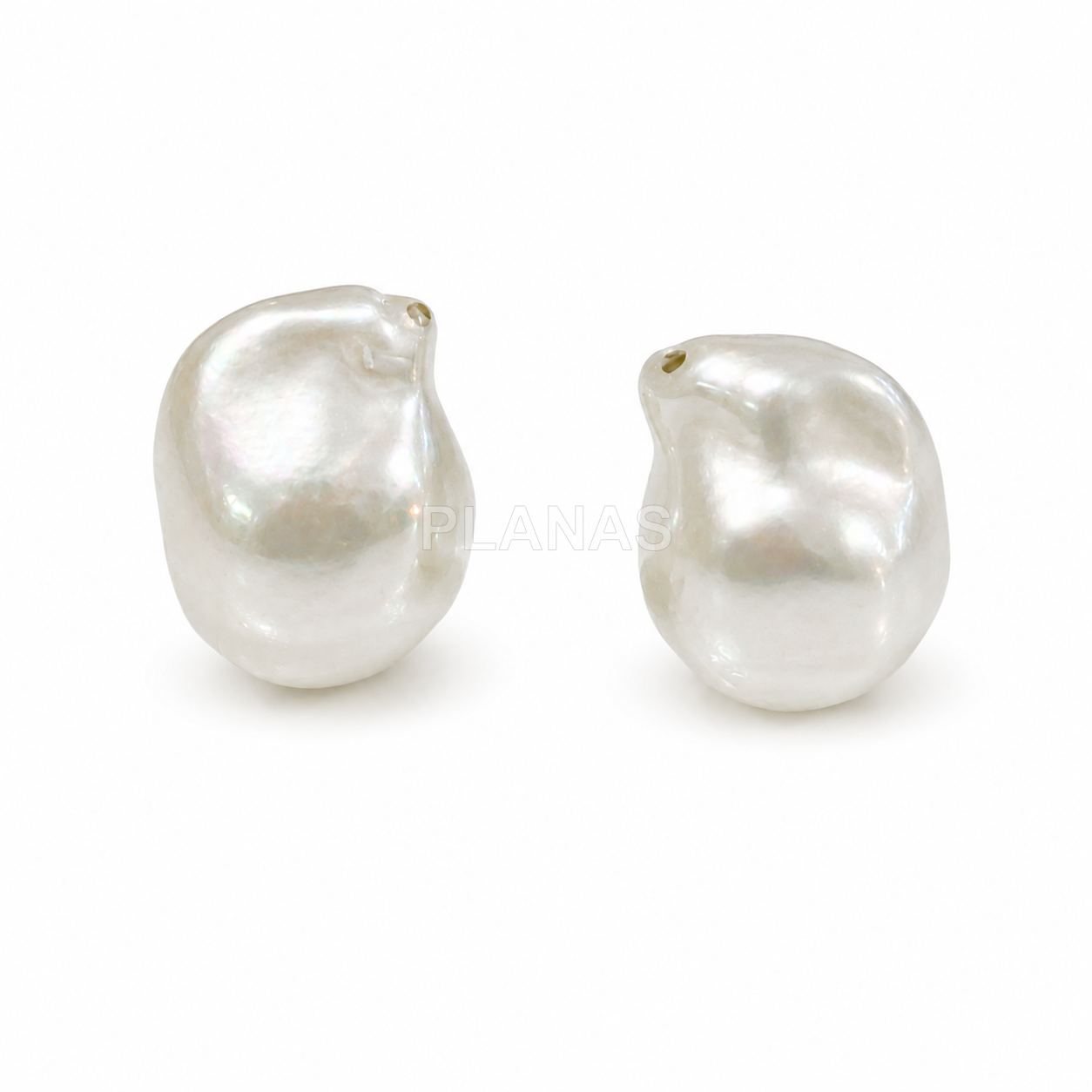 Perla barroca sintética color Blanco. 13x15mm. 
