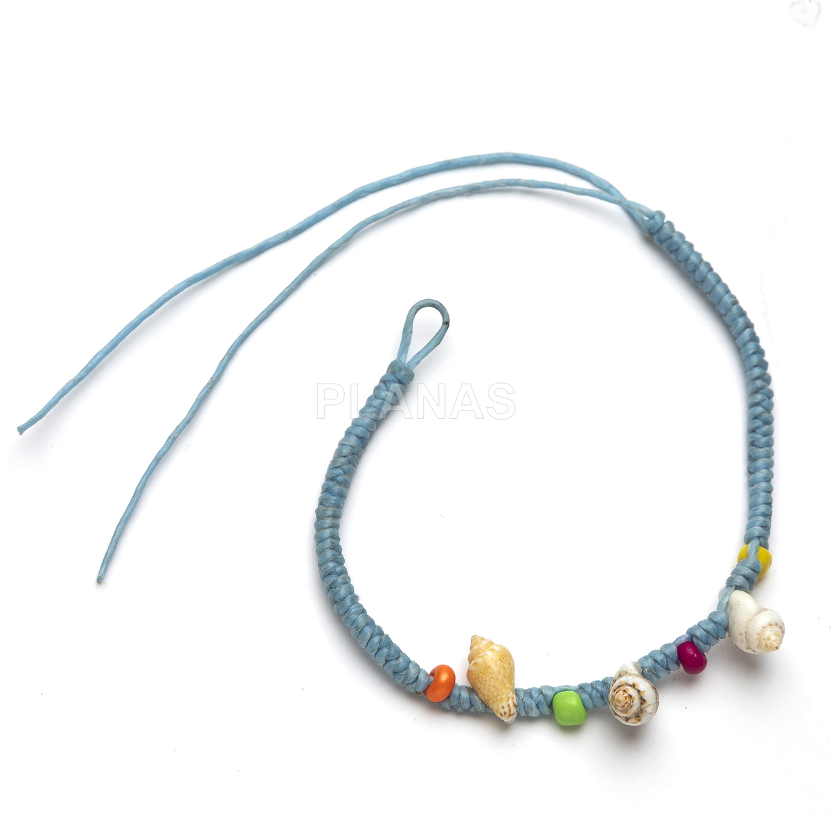 Pulsera infantil con hilo encerado resistente al agua. 