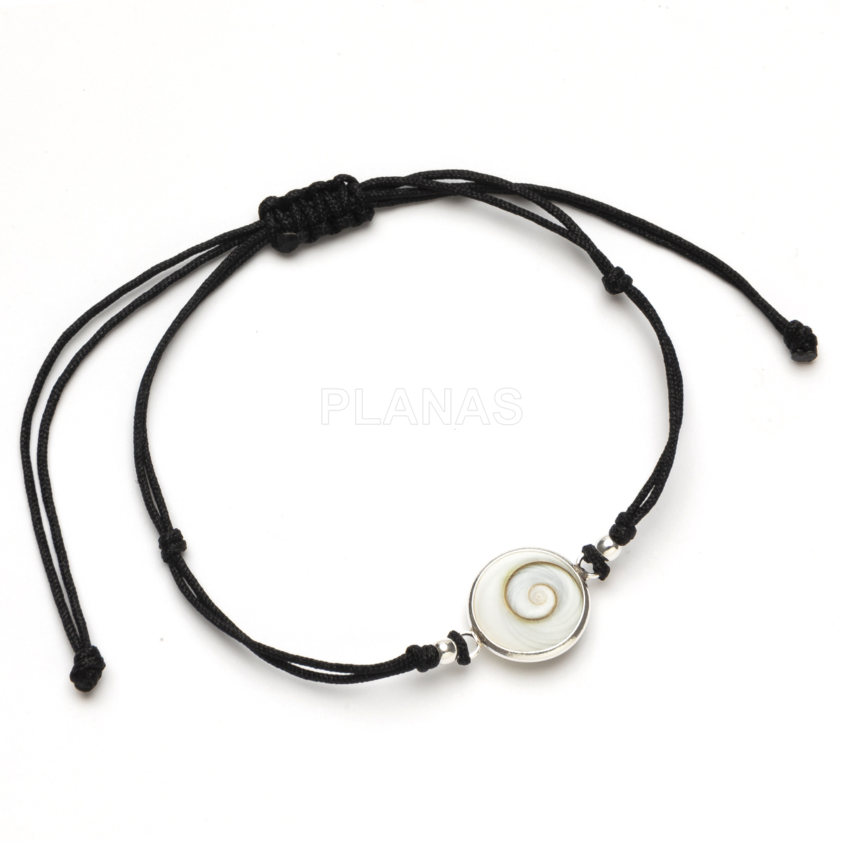Pulseira de macramê em prata de lei.  