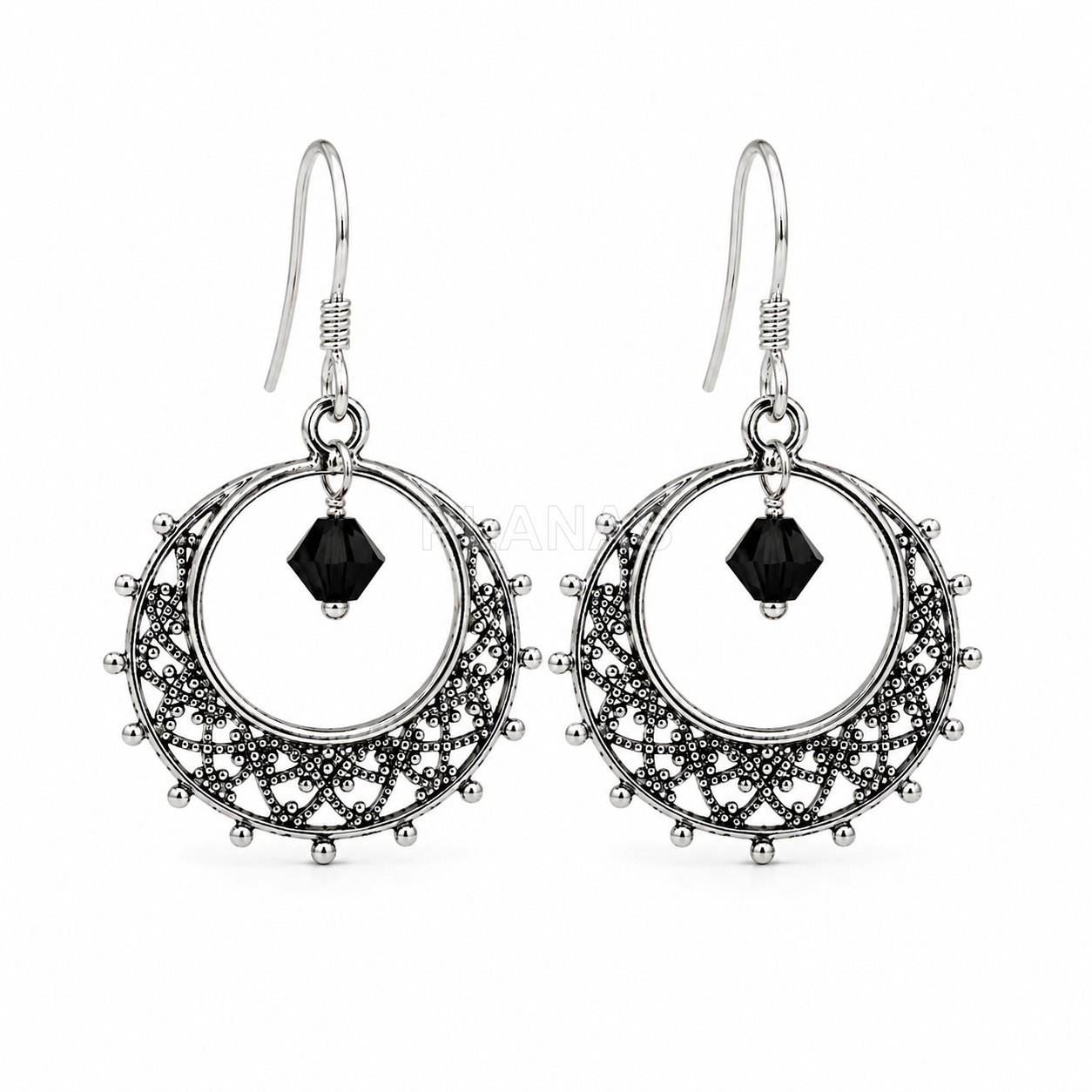 Brincos em prata de lei com componente swarovski. 