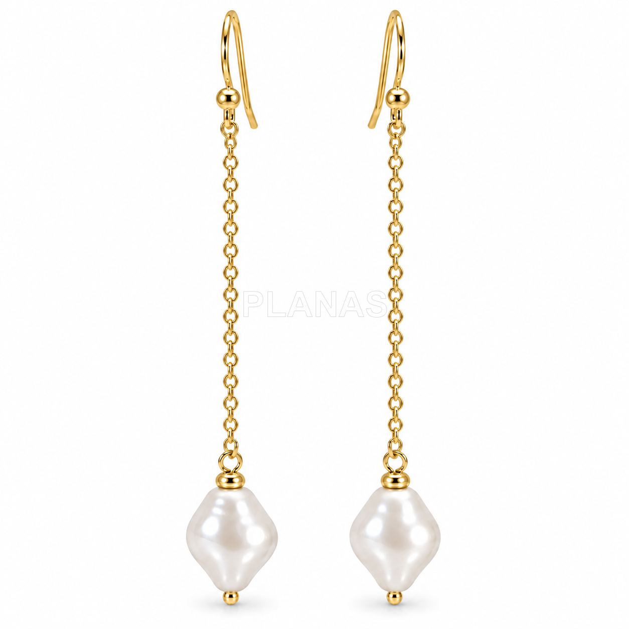 Pendientes en Plata de ley y baño oro con perlas Componentes Swarovski. 