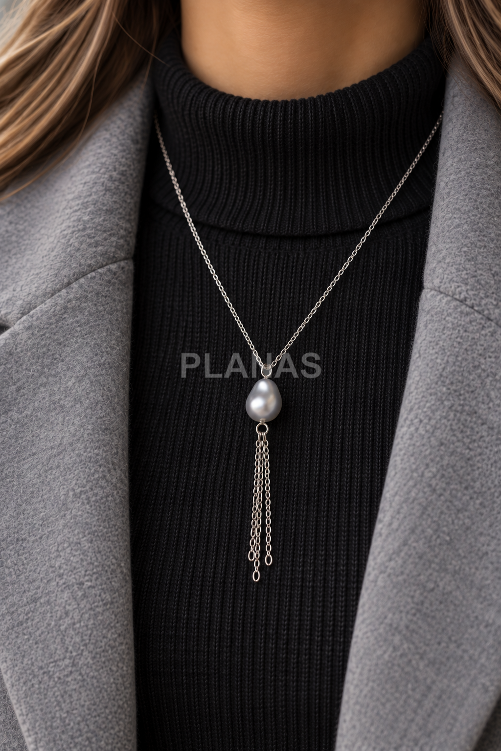 Collar en Plata de ley con perlas Componente Swarovski 9x8mm.