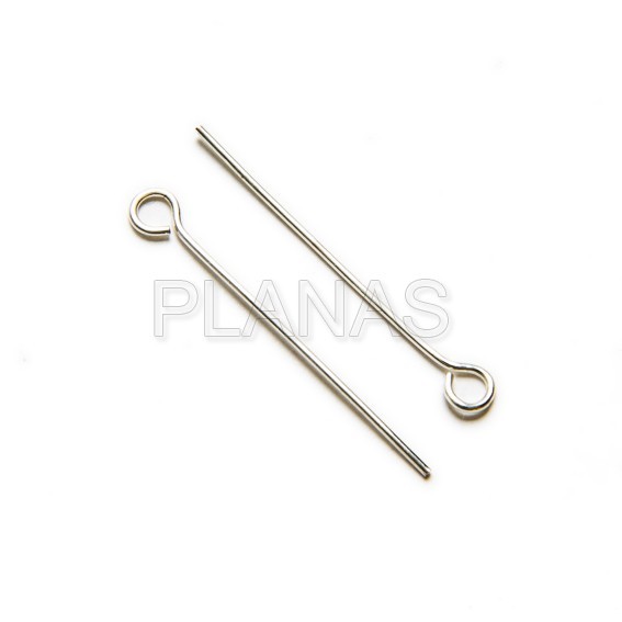 Sterling silver needle, round head with 0.6mm thread.