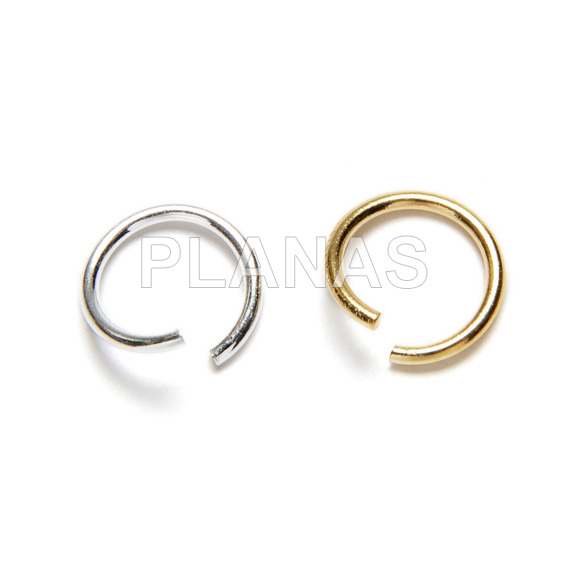 Open rings in sterling silver. 4x0.7mm