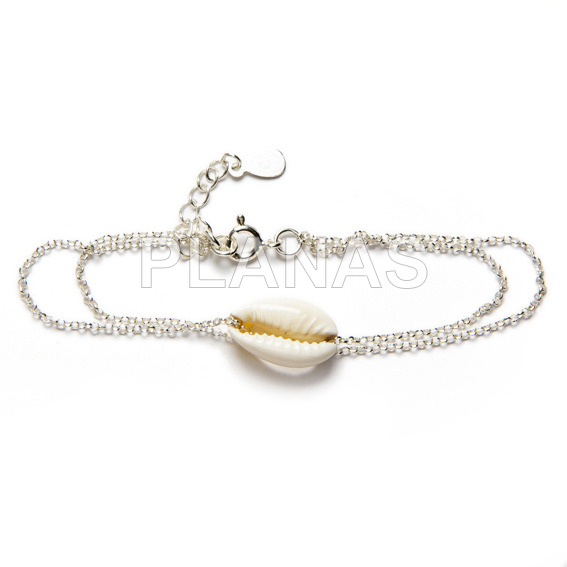Sterling silver anklet with shell.