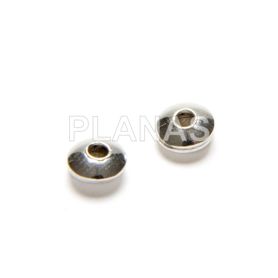Disc spacer in sterling silver. 5x2mm.