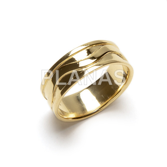 Brass ring plated in 1 micra gold.