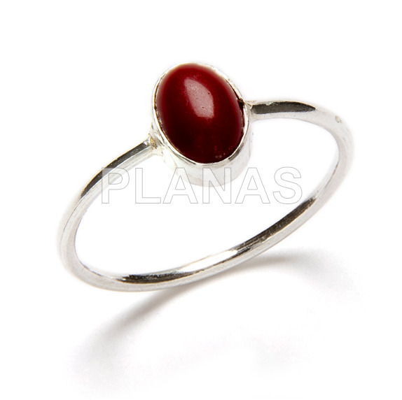 Ring in sterling silver and natural coral.