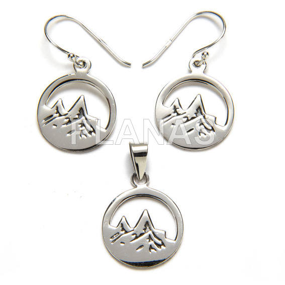 Set in sterling silver, earrings and pendant.montaÑa.