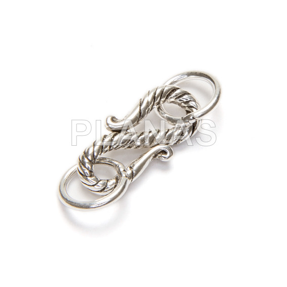 Clasp in sterling silver. 20x6mm.
