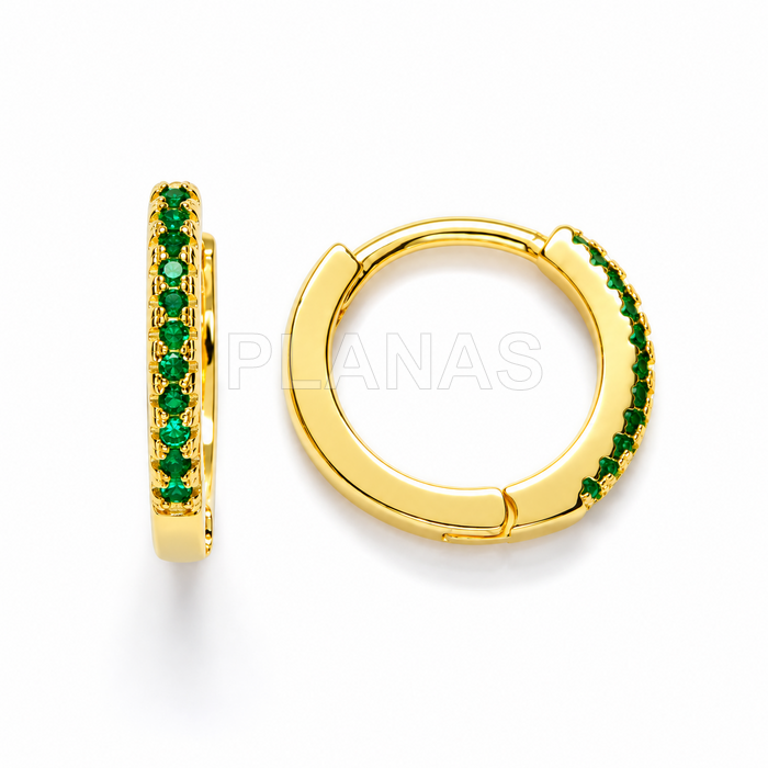 Aros en Plata de ley y Baño Oro con Circonitas Esmeralda. 