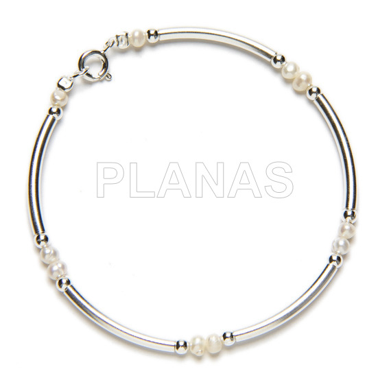 Sterling silver bracelet with 3mm cultured pearls.
