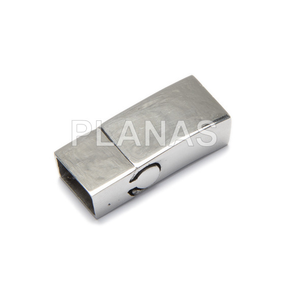 Fecho em aço inox 304, com furo interno de 11x6mm.