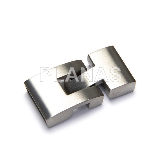 304 stainless steel clasp, with 15x4mm inner hole.