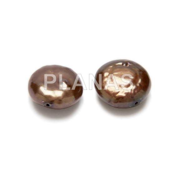 Freshwater cultured pearl. 14mm. brown color.