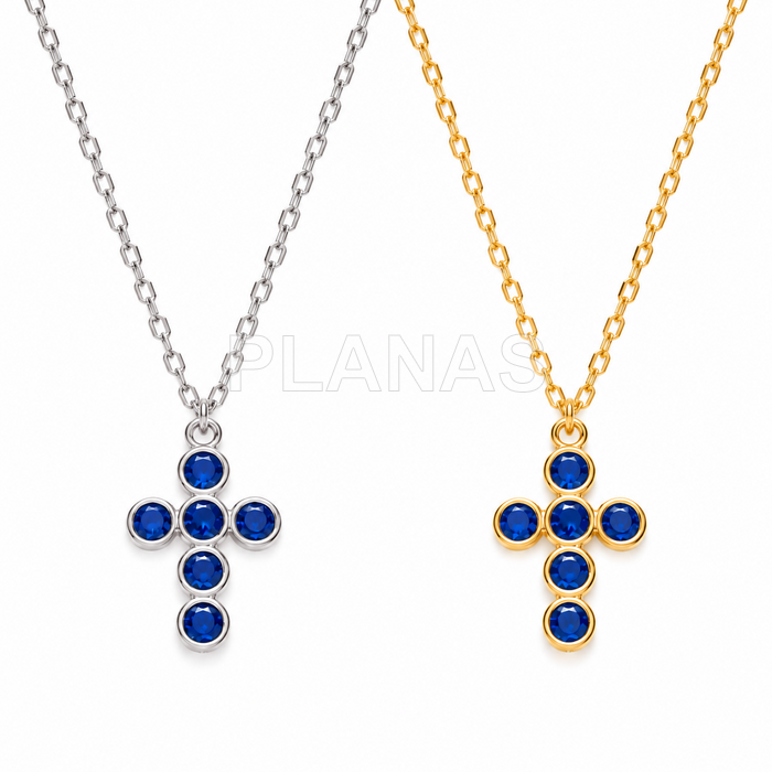 Colgante en Plata de ley y Circonitas Color Sapphire. CRUZ. 