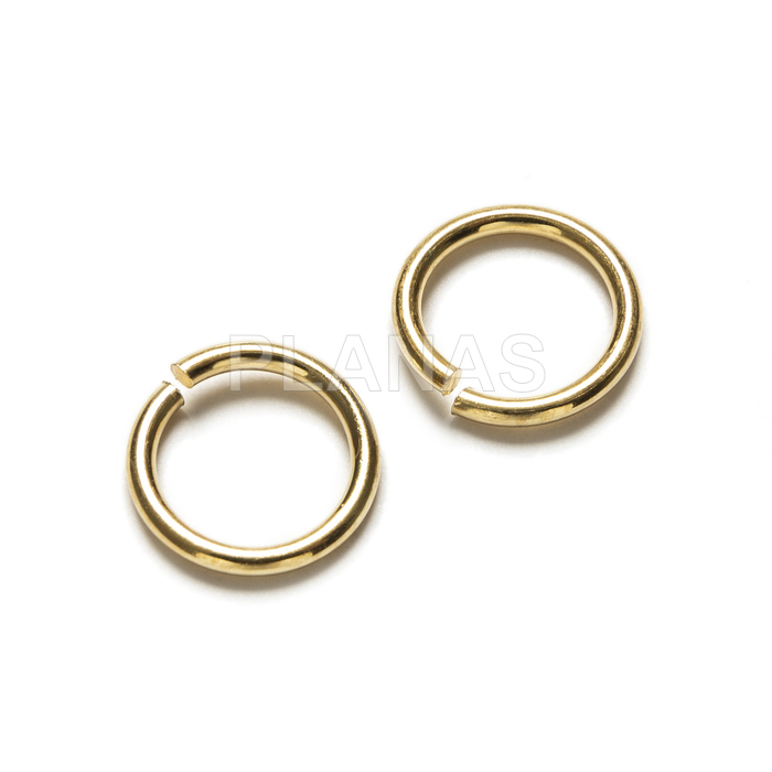 Silver and gold plated open rings 8x1mm.