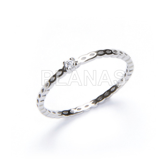 Ring in sterling silver and white zirconia.