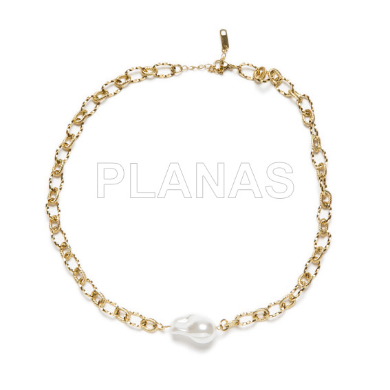 Pendant in stainless steel and gold plating with synthetic pearl.