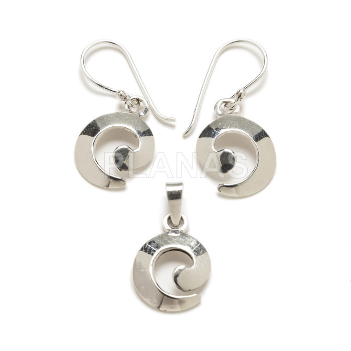 Mini pendants in sterling silver. spiral.