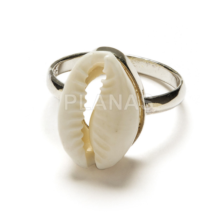 Sterling silver ring. concha.