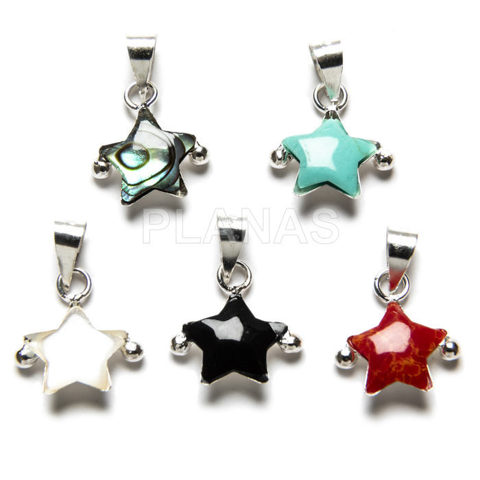Enameled sterling silver mini pendant. star.