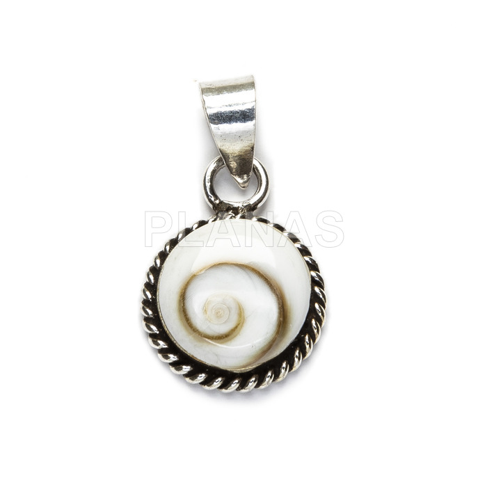 Pendant in sterling silver and chiva.