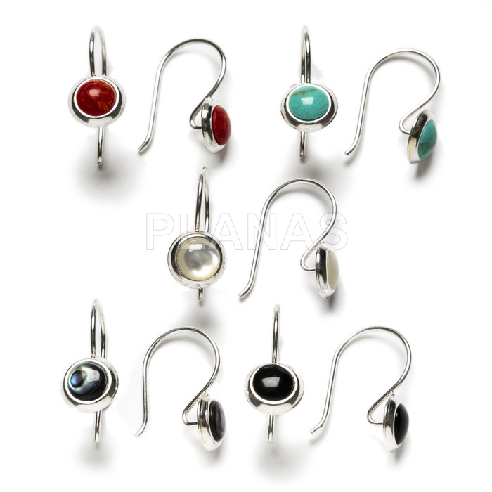 Sterling silver and enamel earrings. circle.
